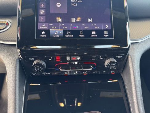 New 2025 Jeep Grand Cherokee L Laredo w/ Luxury Tech Group I AWD/4WD image 10