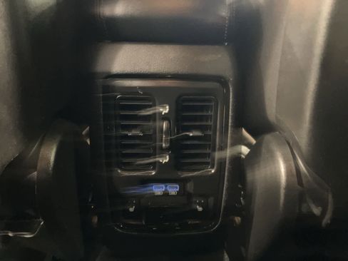 Used 2024 Dodge Durango R/T w/ Blacktop Package AWD/4WD image 24