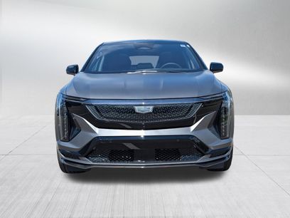 New 2026 Cadillac Optiq V w/ Magnus Launch Edition