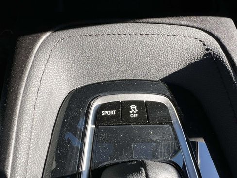 Used 2020 Toyota Corolla SE image 25