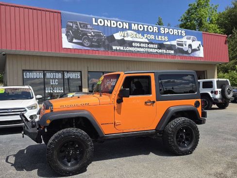 Used 2012 Jeep Wrangler Rubicon w/ PWR Convenience Group AWD/4WD image 1