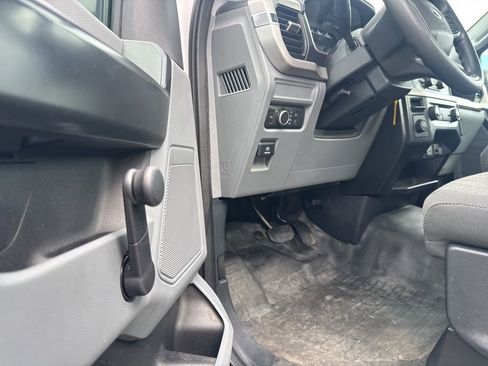 Used 2022 Ford F150 XL image 8