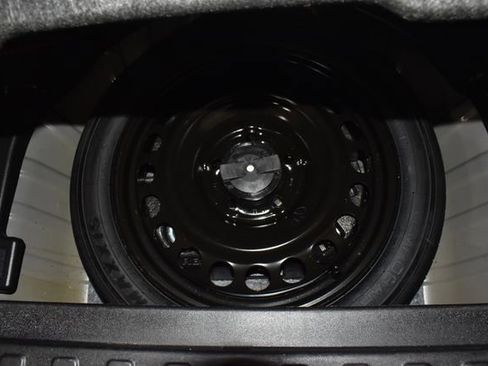 Used 2020 Chevrolet Equinox Premier AWD/4WD image 33