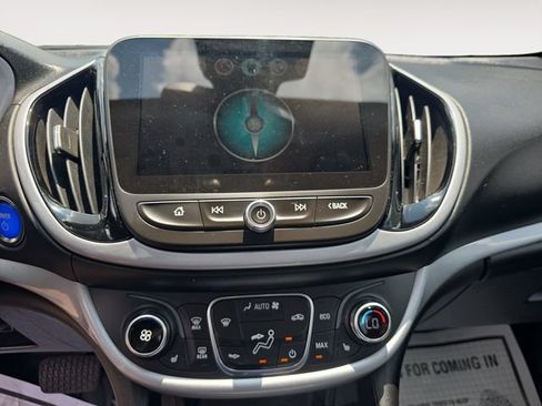 Used 2018 Chevrolet Volt LT w/ LT Driver Confidence Package FWD image 10
