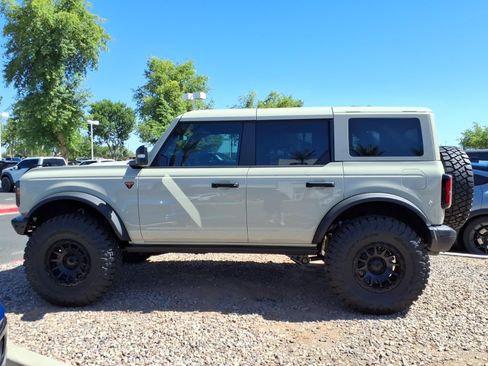 New 2025 Ford Bronco Badlands AWD/4WD image 7