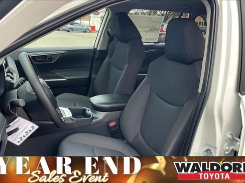 New 2025 Toyota RAV4 LE image 11