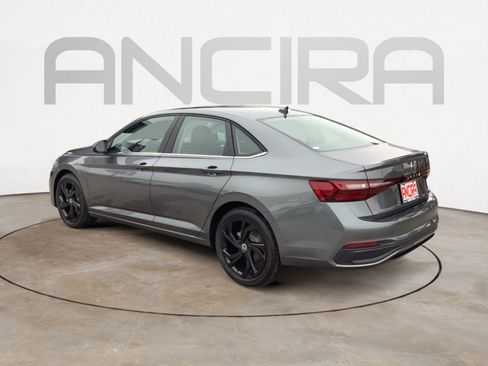 New 2026 Volkswagen Jetta SE FWD image 6