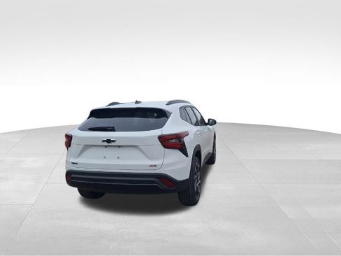 New 2026 Chevrolet Trax RS image 9