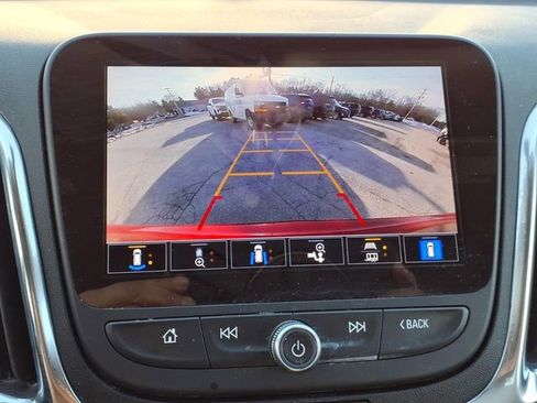 Used 2024 Chevrolet Equinox LT image 9