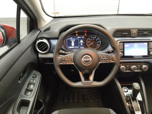 Used 2025 Nissan Versa SV FWD image 22