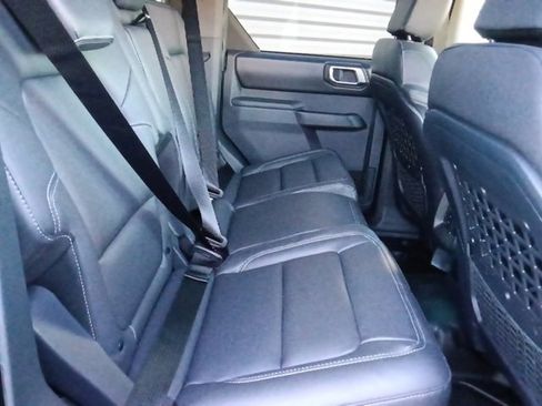 New 2025 Ford Bronco Badlands w/ Sasquatch Package image 30