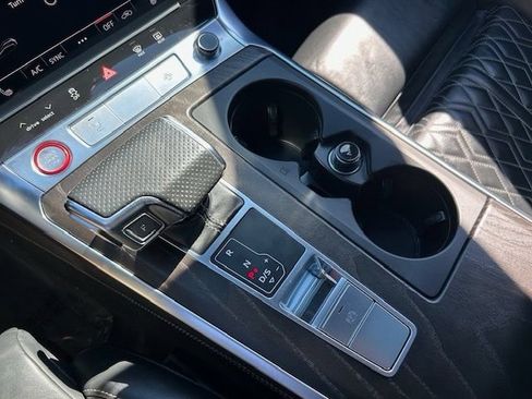 Used 2020 Audi S6 Premium Plus w/ S Sport Package AWD/4WD image 25