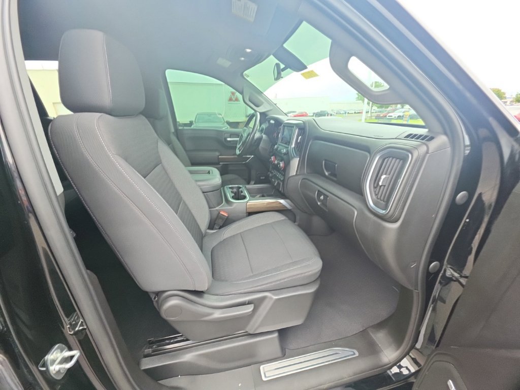 Used 2021 Chevrolet Silverado 1500 RST w/ All Star Edition Plus AWD/4WD image 33