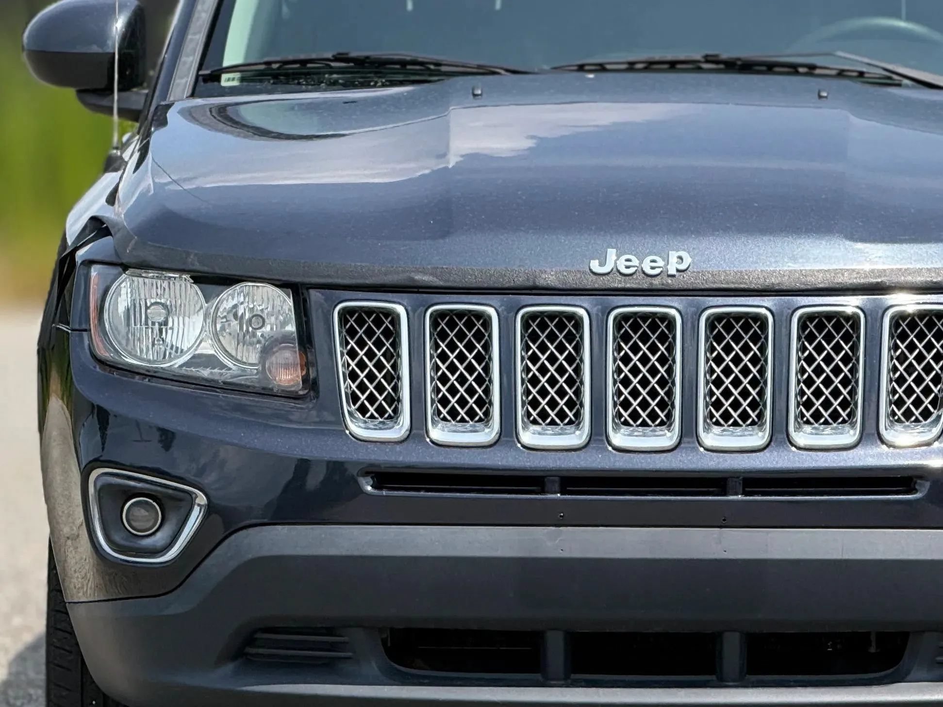 Used 2015 Jeep Compass High Altitude AWD/4WD image 11