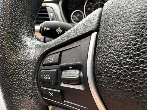Used 2015 BMW 328i Sedan RWD image 40