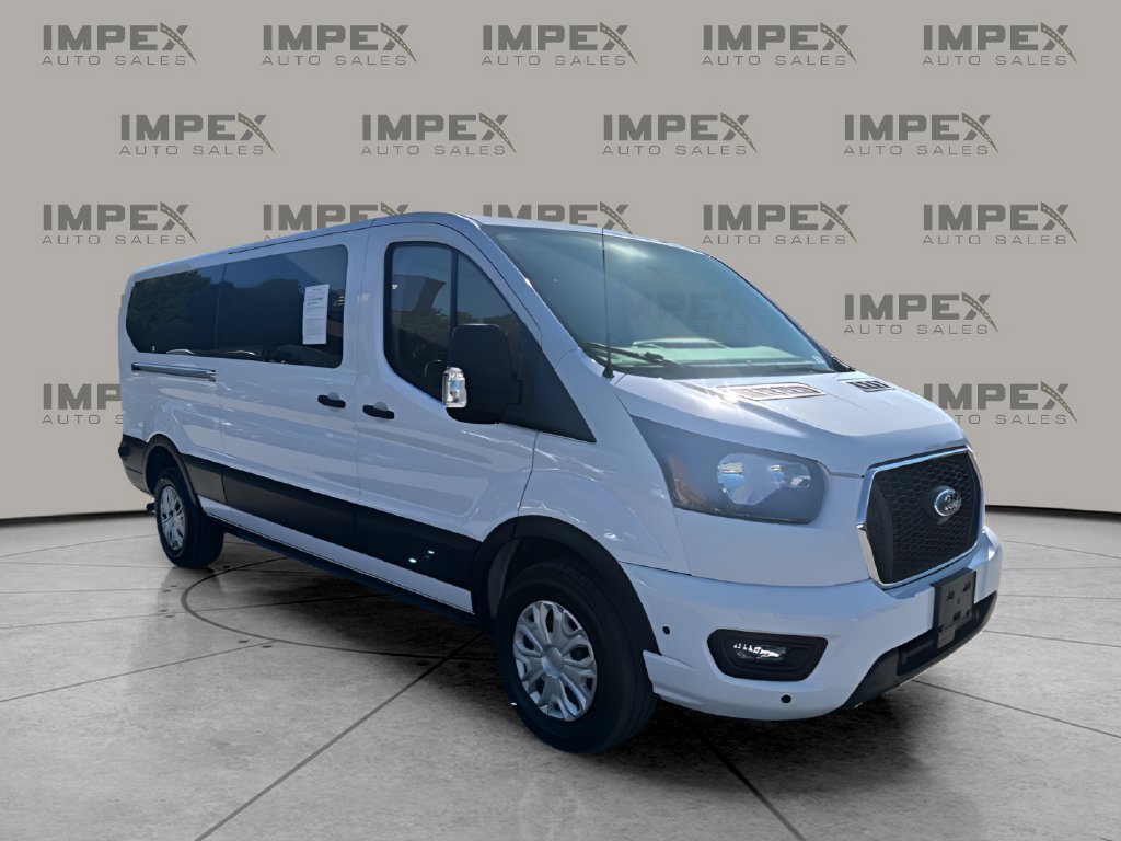 Used 2024 Ford Transit 350 XLT RWD image 7