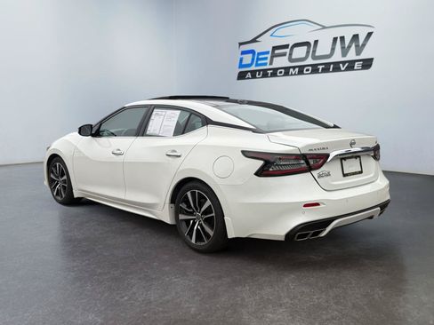 Used 2023 Nissan Maxima SL FWD image 5