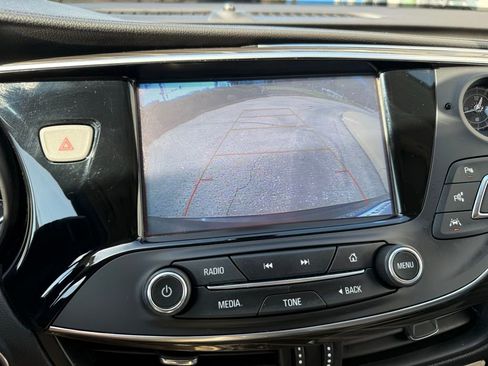 Used 2019 Buick Envision Premium AWD/4WD image 6