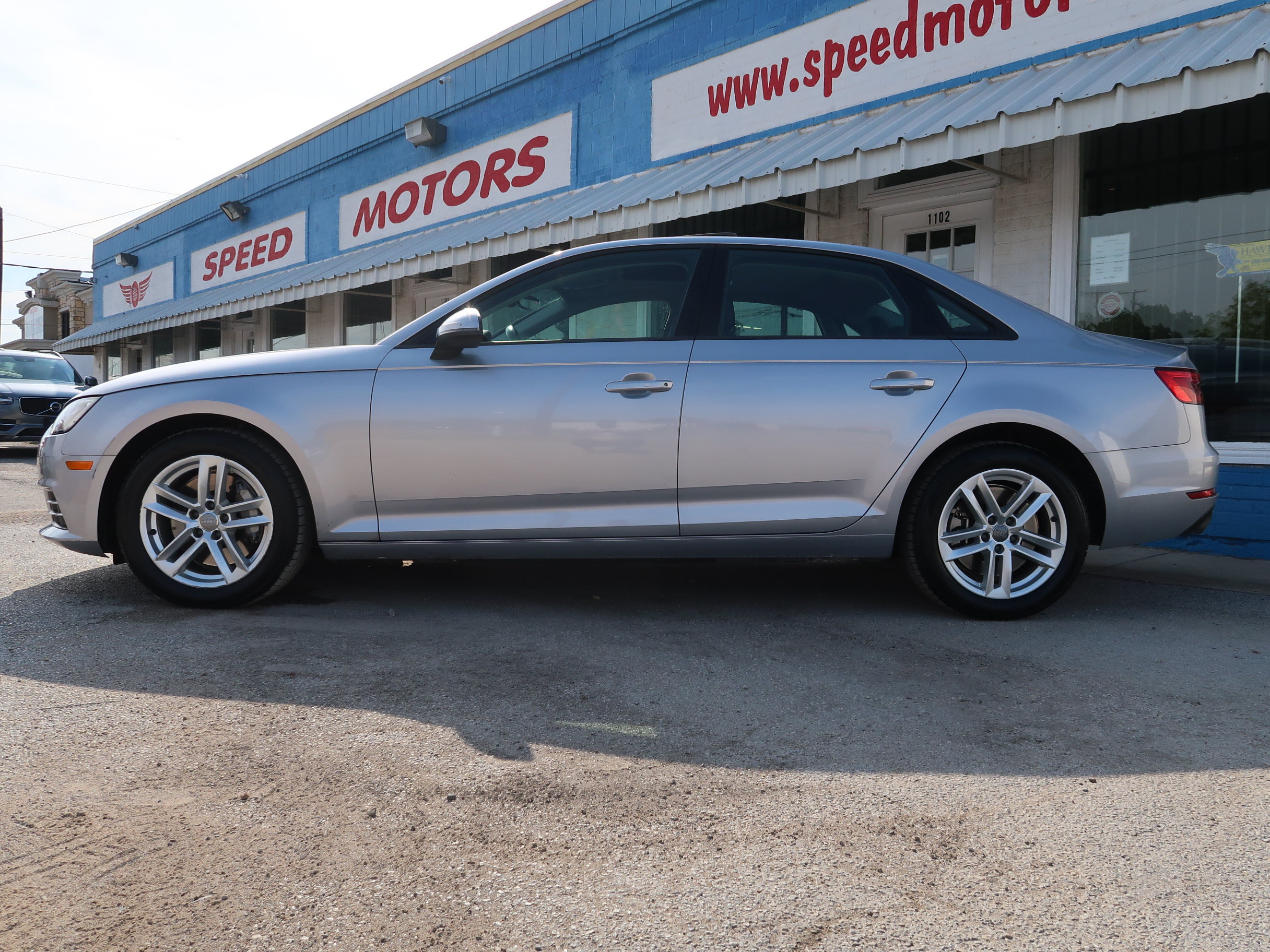 Used 2017 Audi A4 2.0T Premium AWD/4WD image 3