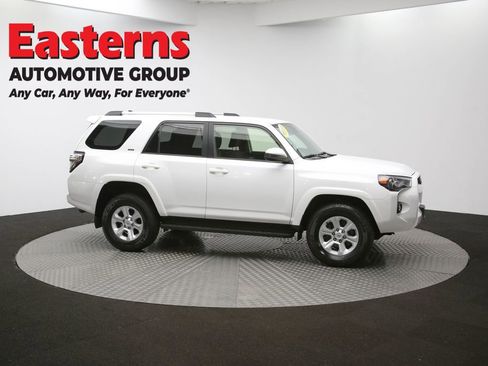 Used 2024 Toyota 4Runner SR5 image 44