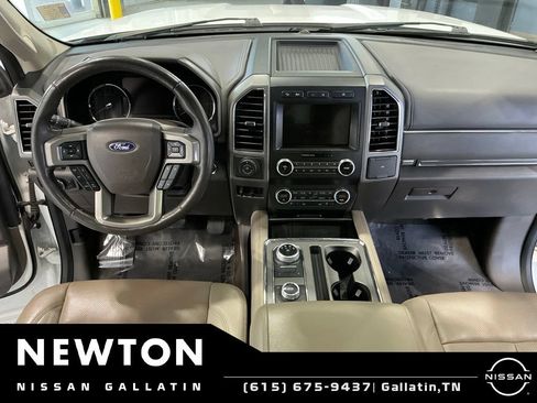 Used 2021 Ford Expedition XLT AWD/4WD image 18