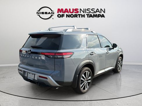 Certified 2025 Nissan Pathfinder Platinum w/ Cargo Package FWD image 10