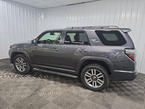Used 2023 Toyota 4Runner TRD Sport AWD/4WD image 28