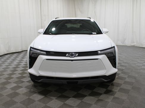 New 2025 Chevrolet Blazer EV LT w/ Midnight/Sport Edition image 29