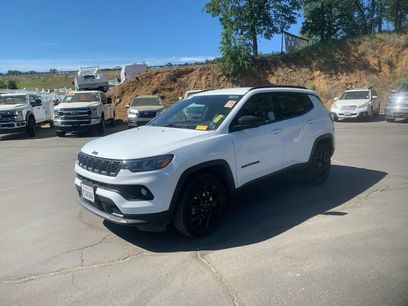 Used 2025 Jeep Compass Latitude w/ Altitude Special Edition