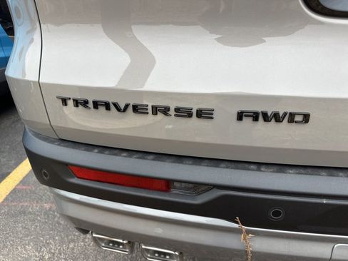 New 2026 Chevrolet Traverse Z71 image 14