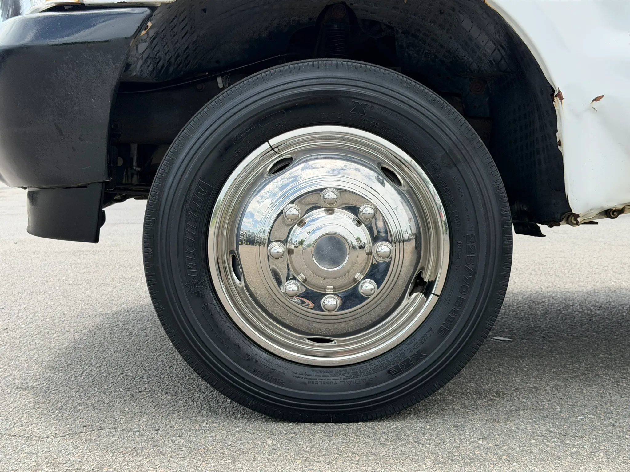 Used 2002 Ford F450 2WD Regular Cab Super Duty image 24