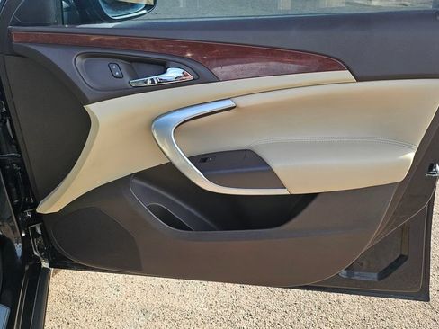 Used 2016 Buick Regal AWD image 19