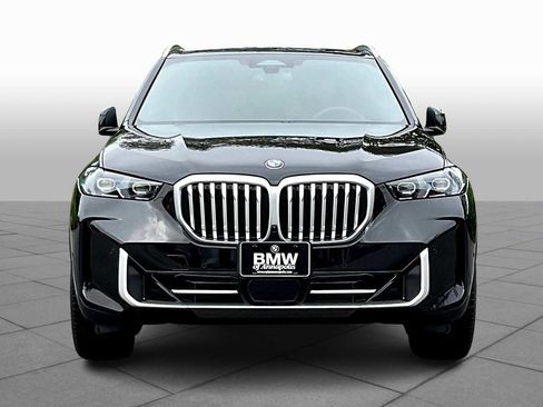 Used 2025 BMW X5 xDrive40i w/ Parking Assistance Package AWD/4WD image 3
