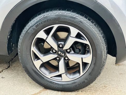 Used 2020 Kia Sportage LX AWD/4WD image 7