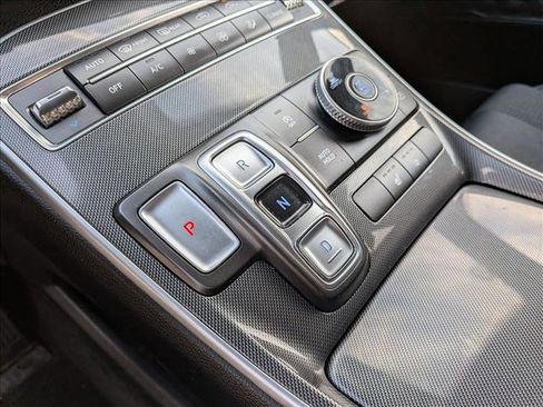 Used 2021 Hyundai Santa Fe SEL w/ Convenience Package AWD/4WD image 12