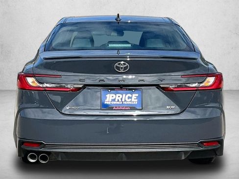 Used 2025 Toyota Camry SE w/ Multimedia Upgrade Package FWD image 4