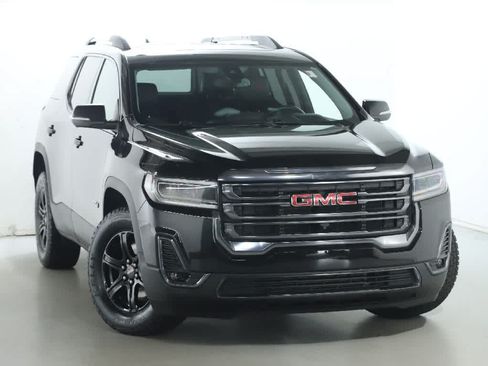 Used 2023 GMC Acadia AT4 w/ Technology Package AWD/4WD image 2