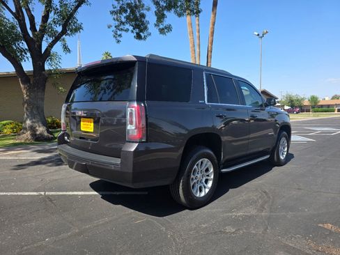 Used 2018 GMC Yukon SLT AWD/4WD image 9