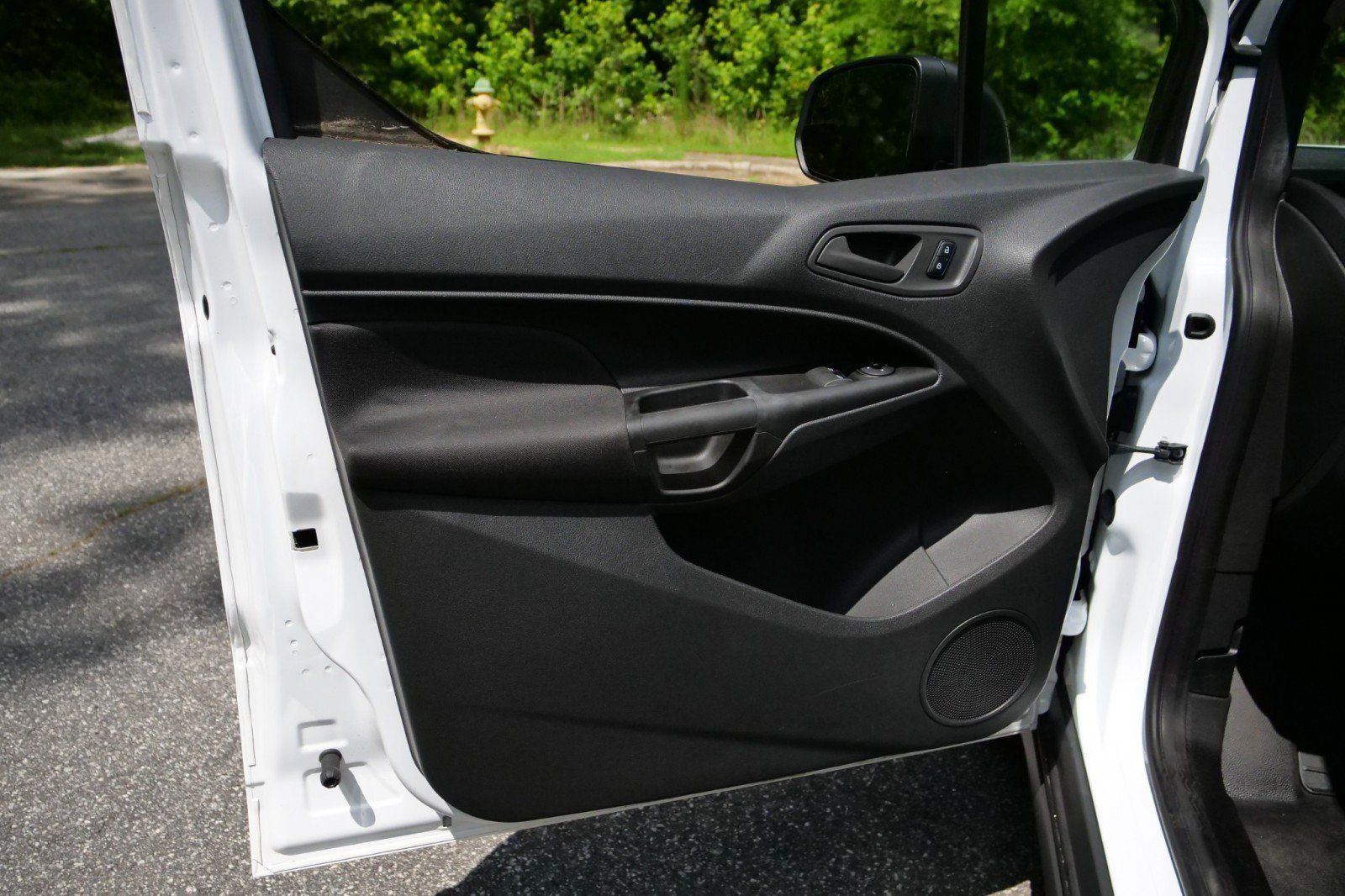 Used 2015 Ford Transit Connect XL FWD image 23