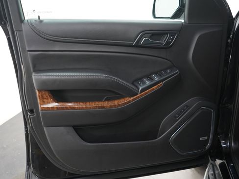 Used 2016 Chevrolet Suburban LTZ AWD/4WD image 22