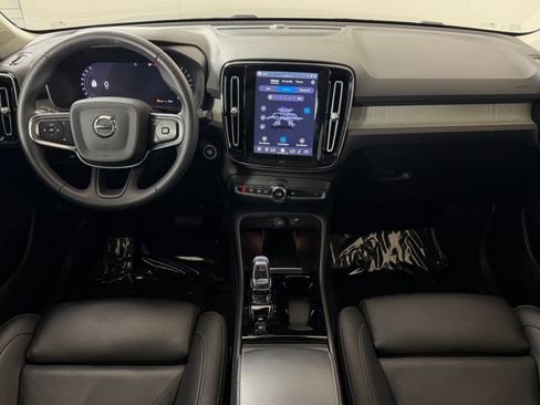 Used 2024 Volvo XC40 B5 Plus w/ Protection Package Premier AWD/4WD image 23