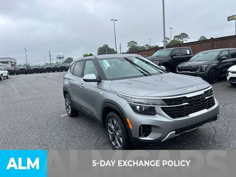 Used 2026 Kia Seltos LX FWD image 3
