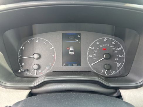 Used 2023 Toyota Corolla LE FWD image 11