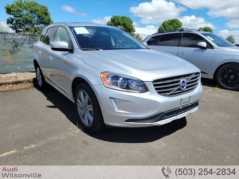 Used 2017 Volvo XC60 T5 Inscription w/ Preferred Option Package AWD/4WD image 1