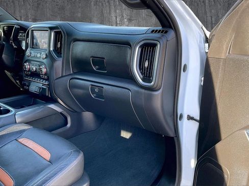Used 2021 GMC Sierra 1500 AT4 w/ Driver Alert Package I image 26