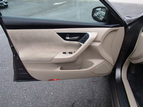 Used 2013 Nissan Altima 2.5 SV w/ 2.5SV Convenience Pkg image 15