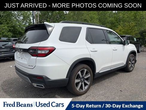 Used 2023 Honda Pilot Elite image 8
