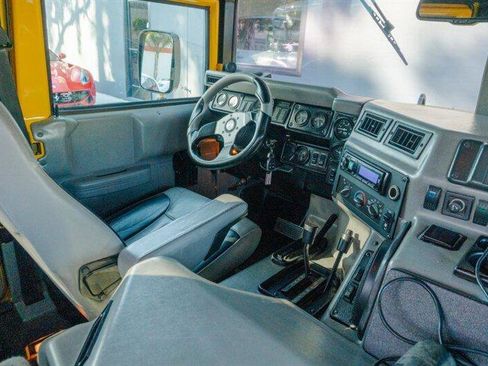 Used 1998 HUMMER H1 4-Door Open Top image 76