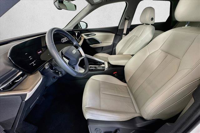 Used 2025 Audi Q5 Premium AWD/4WD image 18