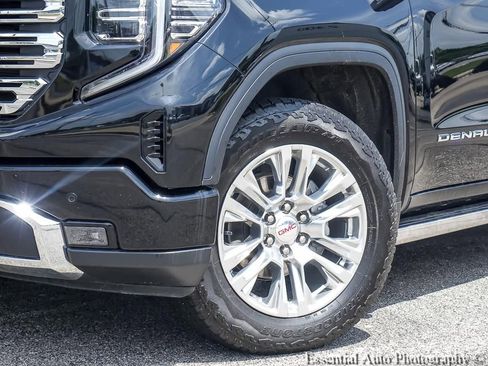 Used 2024 GMC Sierra 1500 Denali w/ Technology Package AWD/4WD image 5
